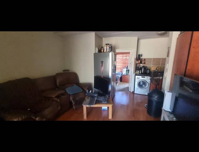 2 BEDROOM TOWNHOUSE FOR SALE IN AMBERFIELD